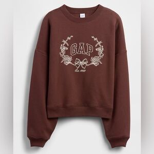 Women’s Oversized Wedge Gap Logo Sweatshirt Crewneck